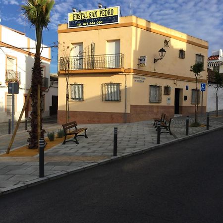 Hostal San Pedro Sanlúcar la Mayor Buitenkant foto