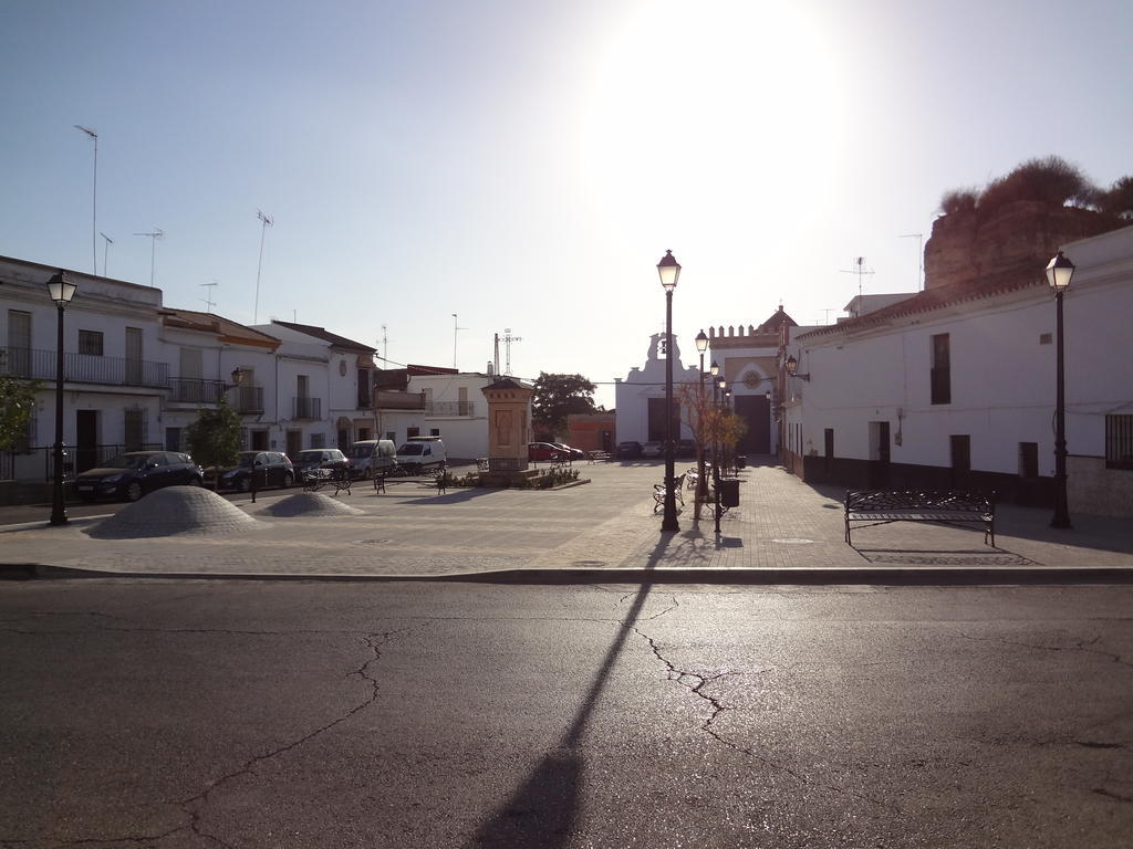 Hostal San Pedro Sanlúcar la Mayor Buitenkant foto